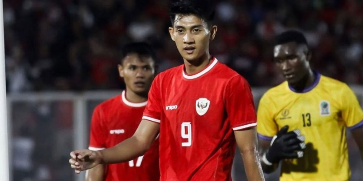 Dulu Sulit, Kini Malik Risal di Bintang Persebaya