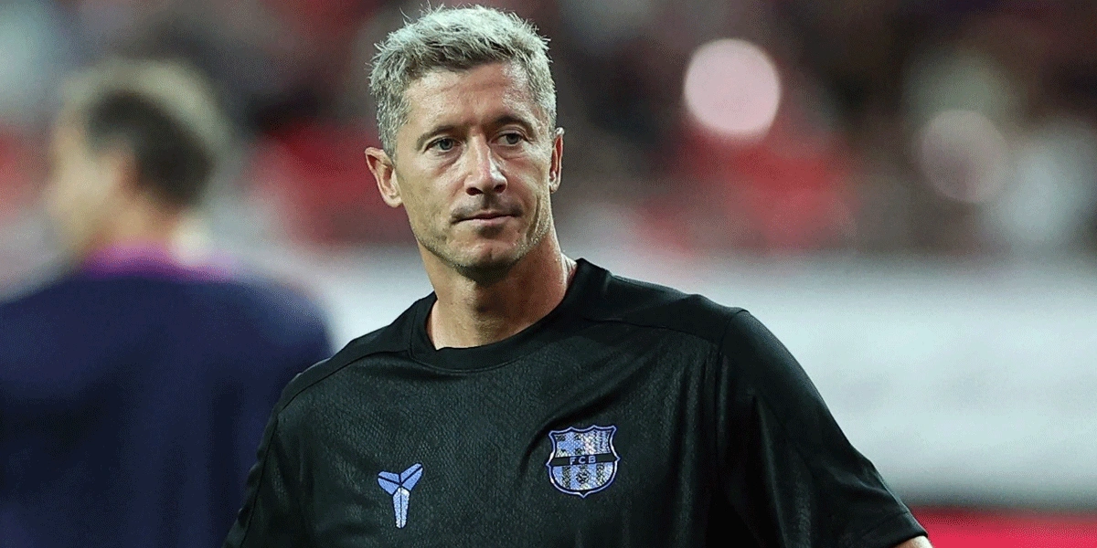 Robert Lewandowski Masih Belum Tentukan Masa Depan di Barcelona